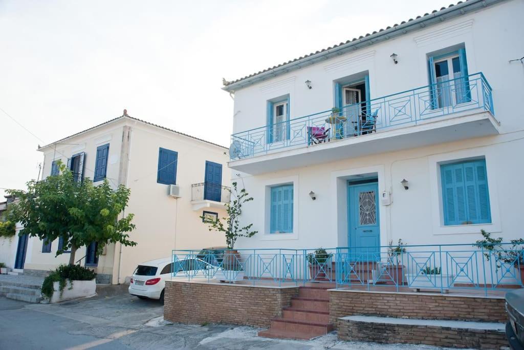 Areti'S Captain'S House With Private Terrace Galaxídhion Exteriér fotografie